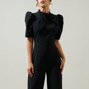 Sugarlips Chelsea Tie Neck Pleated Sleeve Jumpsuit with bow size medium - black
